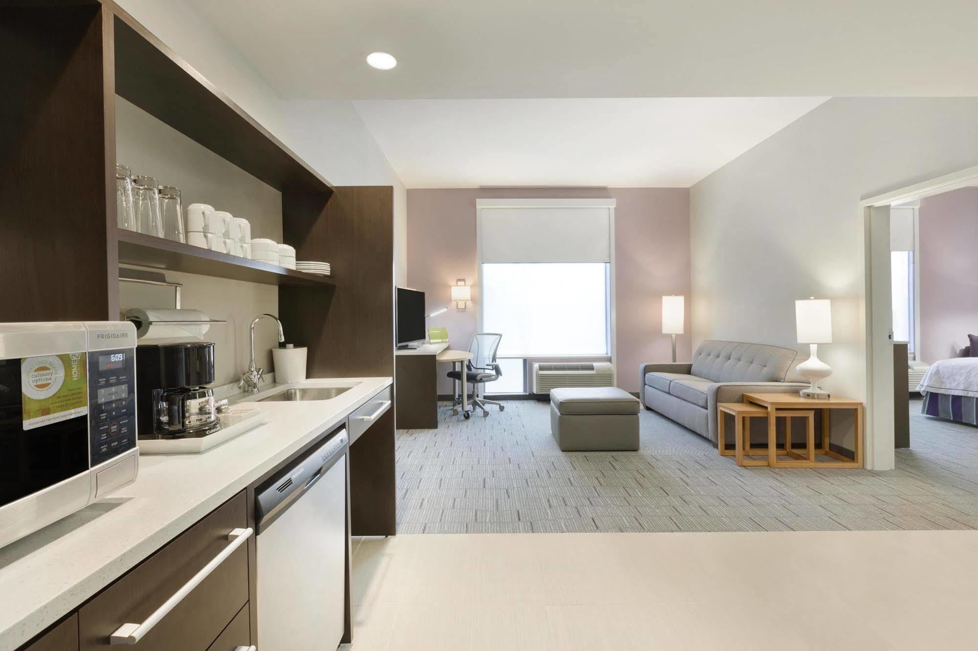 Home2 Suites By Hilton Greenville Downtown Exteriör bild